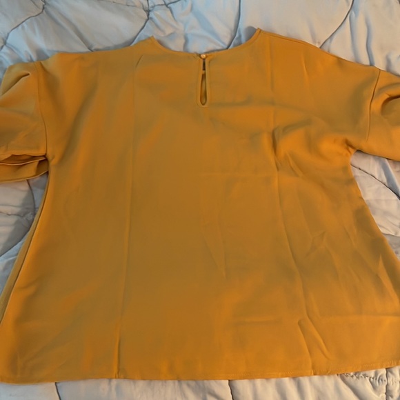 Mustard blouse - Picture 2 of 2